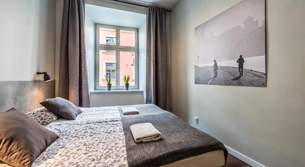 Flaminio Smart Sleep Aparthotel Krakow Ngoại thất bức ảnh
