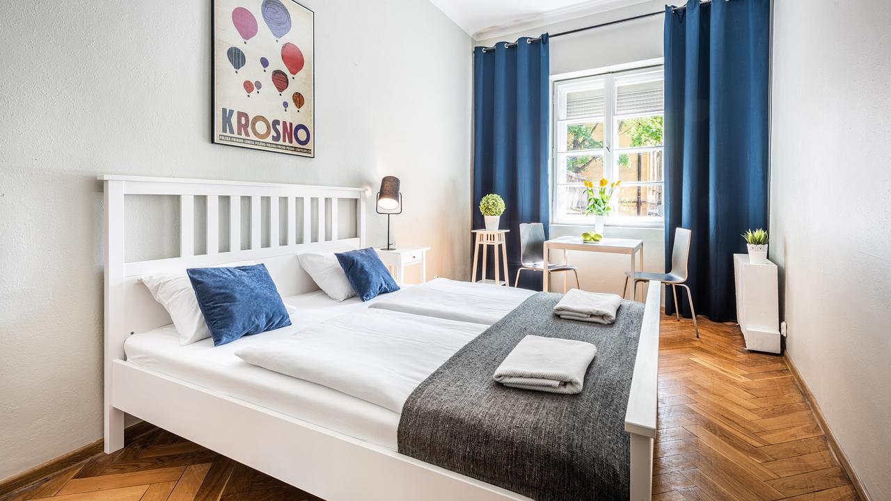 Flaminio Smart Sleep Aparthotel Krakow Ngoại thất bức ảnh